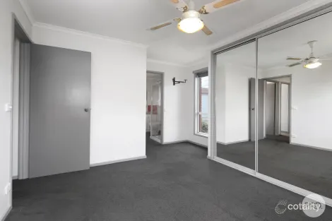 Property photo of 3 Panorama Drive Delacombe VIC 3356