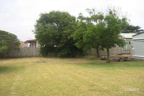 7 Irving St, Seaspray, VIC 3851