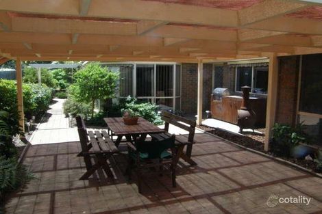 Property photo of 30 Harcombe Drive Sunbury VIC 3429