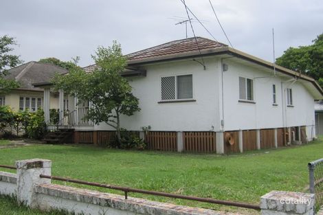 Property photo of 18 Broadwater Road Mount Gravatt East QLD 4122