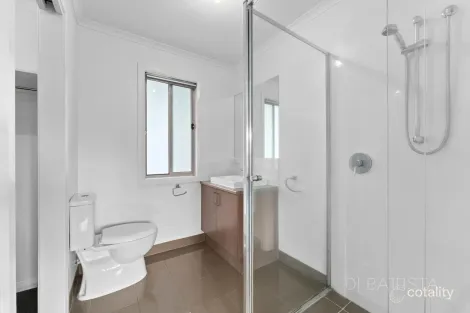 Property photo of 186 Grand Boulevard Craigieburn VIC 3064