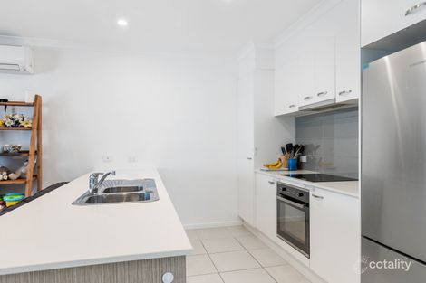 Property photo of 2/26 Flame Tree Avenue Sippy Downs QLD 4556
