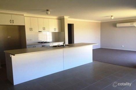 Property photo of 10 Devlin Close Leeton NSW 2705