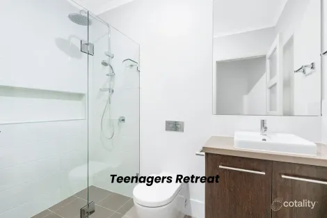 Property photo of 36 Willmington Loop Oran Park NSW 2570