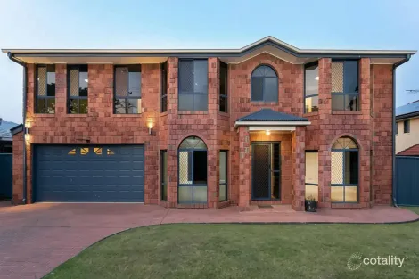 32 Torquay Rd, Redland Bay, QLD 4165