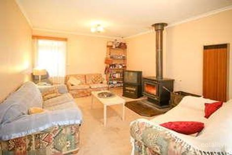 Property photo of 16 Farrell Street New Gisborne VIC 3438
