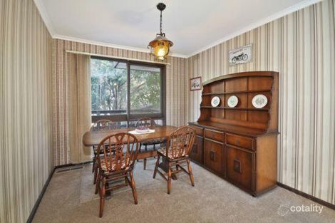 Property photo of 70 Somers Avenue Macleod VIC 3085