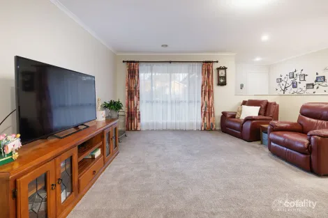 Property photo of 4 Firestone Way West Wodonga VIC 3690