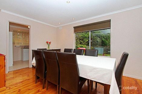 Property photo of 5 Ashton Close Mill Park VIC 3082