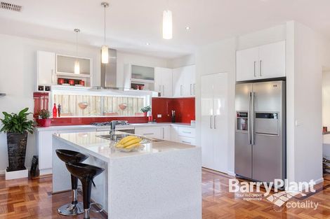 Property photo of 21 Fairthorne Street Keysborough VIC 3173