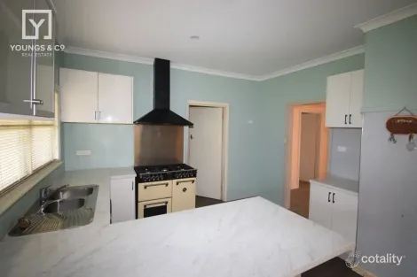 Property photo of 41 Hare Street Shepparton VIC 3630