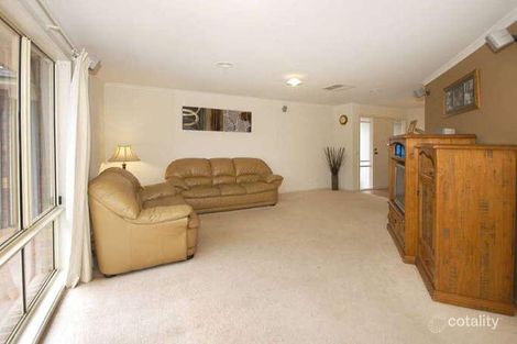 Property photo of 25 Pilgrim Drive Hillside VIC 3037