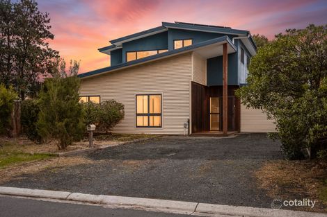 Property photo of 26 Kendall Avenue Cape Woolamai VIC 3925