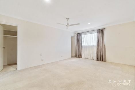 Property photo of 2 Highbridge Way Karrinyup WA 6018