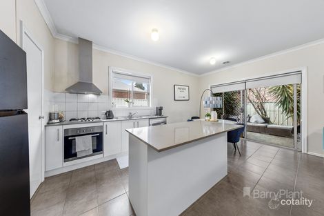 Property photo of 23 Daly Circuit Caroline Springs VIC 3023