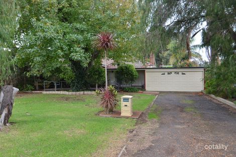 11 Merriedale Cres, Harvey, WA 6220