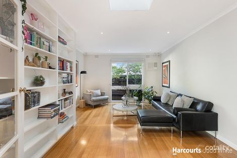 Property photo of 310 Lawrence Road Mount Waverley VIC 3149