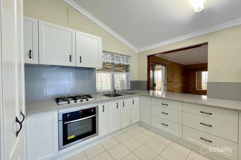 Property photo of 37 Calliandra Way Forrestfield WA 6058