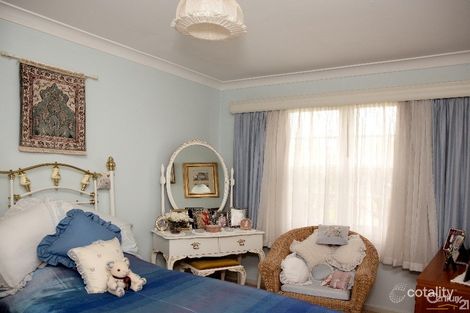 Property photo of 18 Cheviot Close Elermore Vale NSW 2287
