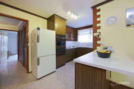 Property photo of 3 Colchester Court Keysborough VIC 3173