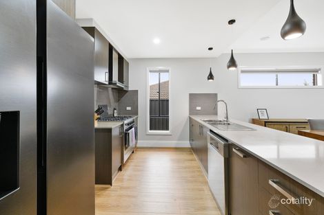 Property photo of 19A Cunningham Close Darley VIC 3340