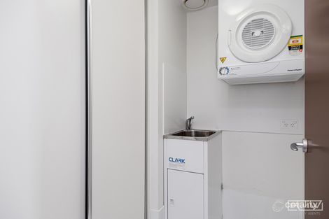 Property photo of 13/12-14 Breakwater Drive Rosslyn QLD 4703