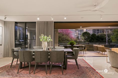Property photo of 202/24 Wicklow Street Kangaroo Point QLD 4169