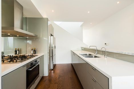 Property photo of 13/170 Beach Road Sandringham VIC 3191