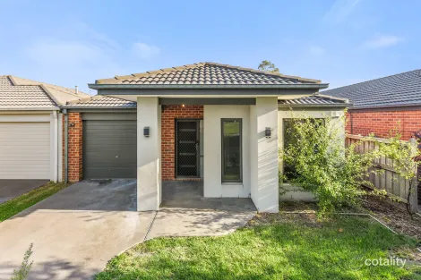 Property photo of 10 Kess Grove Lyndhurst VIC 3975