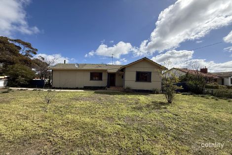 15 Aspland St, Merredin, WA 6415