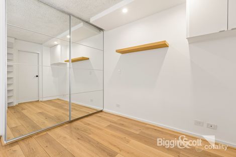 Property photo of 24/340 Beaconsfield Parade St Kilda West VIC 3182
