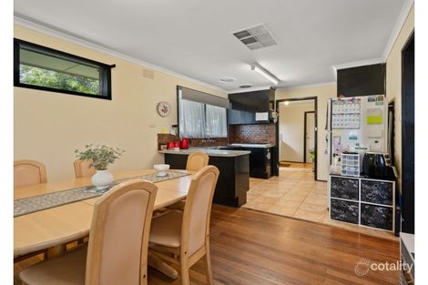 Property photo of 1 Pycnantha Court Endeavour Hills VIC 3802