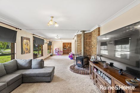 Property photo of 16 Hideaway Drive Salt Ash NSW 2318