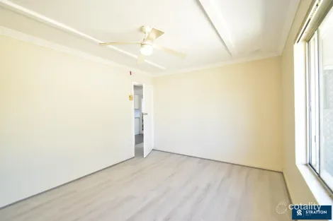 Property photo of 9 Hakea Road Camillo WA 6111