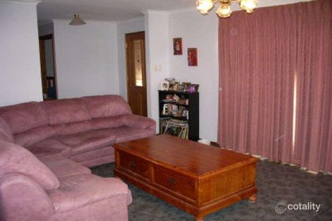 Property photo of 28 Crestview Place Wynn Vale SA 5127