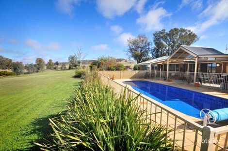 330 Mia Mia Rd, Gooramadda, VIC 3685