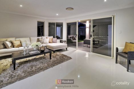 Property photo of 12 Raincliffe Place Calamvale QLD 4116