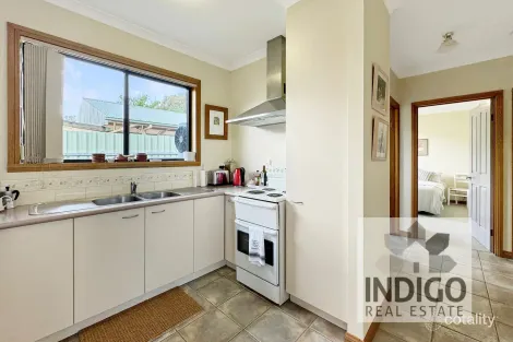 Property photo of 2/19 John Street Beechworth VIC 3747