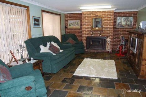 Property photo of 19 Sieben Drive Orange NSW 2800