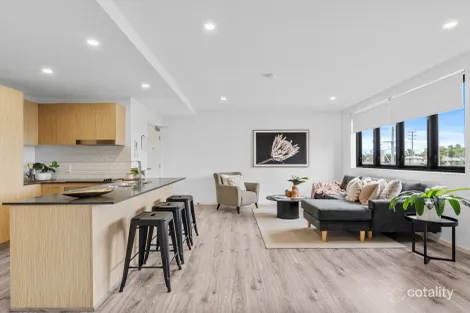 Property photo of 403/57 Ludwick Street North Cannon Hill QLD 4170