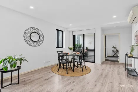 Property photo of 403/57 Ludwick Street North Cannon Hill QLD 4170