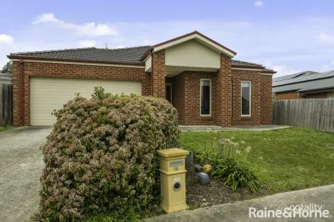 Property photo of 16 Tree Change Way Woodend VIC 3442