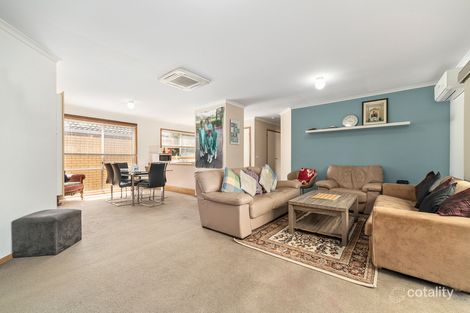 Property photo of 35 Robin Drive Carrum Downs VIC 3201