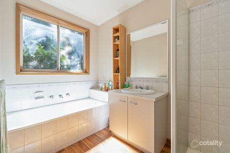 Property photo of 35 Robin Drive Carrum Downs VIC 3201