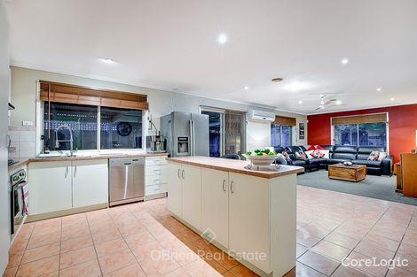 Property photo of 2 Ellenvale Drive Narre Warren VIC 3805