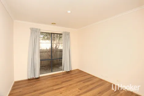 Property photo of 17 Dorrington Street Point Cook VIC 3030