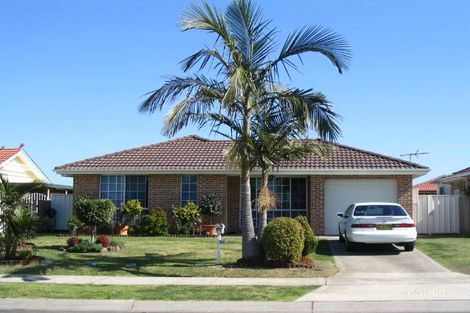 91 Falcon Cct, Green Valley, NSW 2168