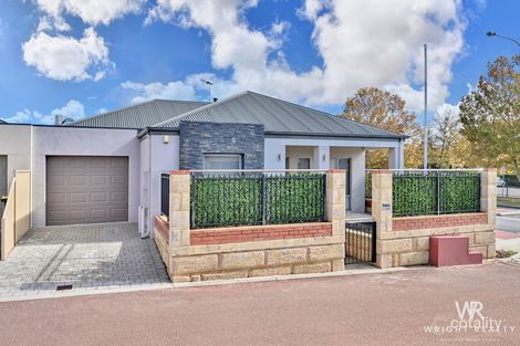 1/166 Kingsway, Darch, WA 6065