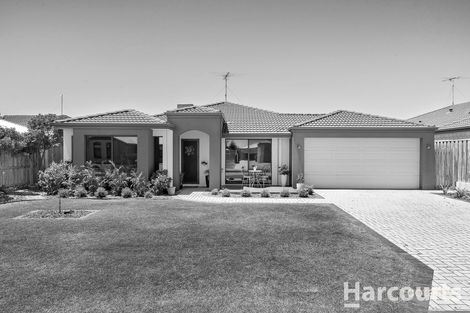 Property photo of 16 Lutea Road Halls Head WA 6210