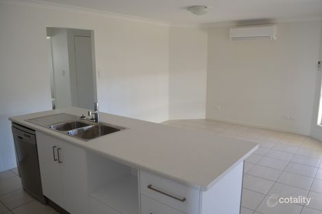 Property photo of 30 Kassidy Drive Emerald QLD 4720